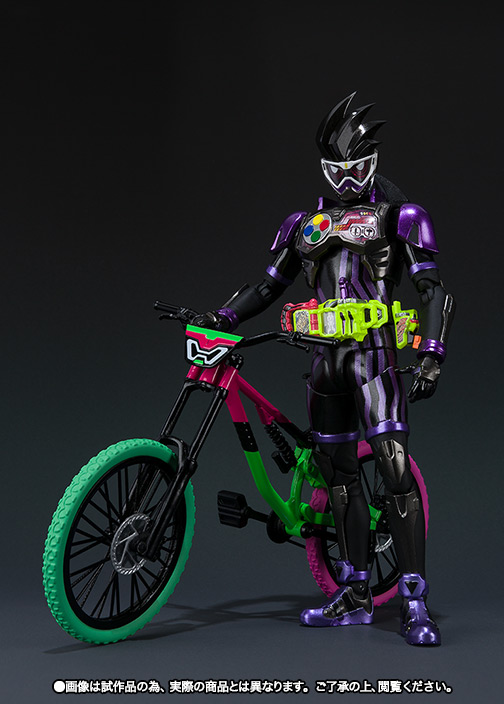 s-h-figuarts-masked-rider-genm-action-gamer-level-2-1